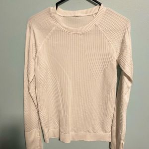 LULULEMON athletic top